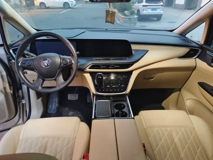 2022 Buick GL8 2.0T 237HP L4 9AT,autocango,china used car exporter,china ev exporter,chinese used car exporter,chinese used ev exporter