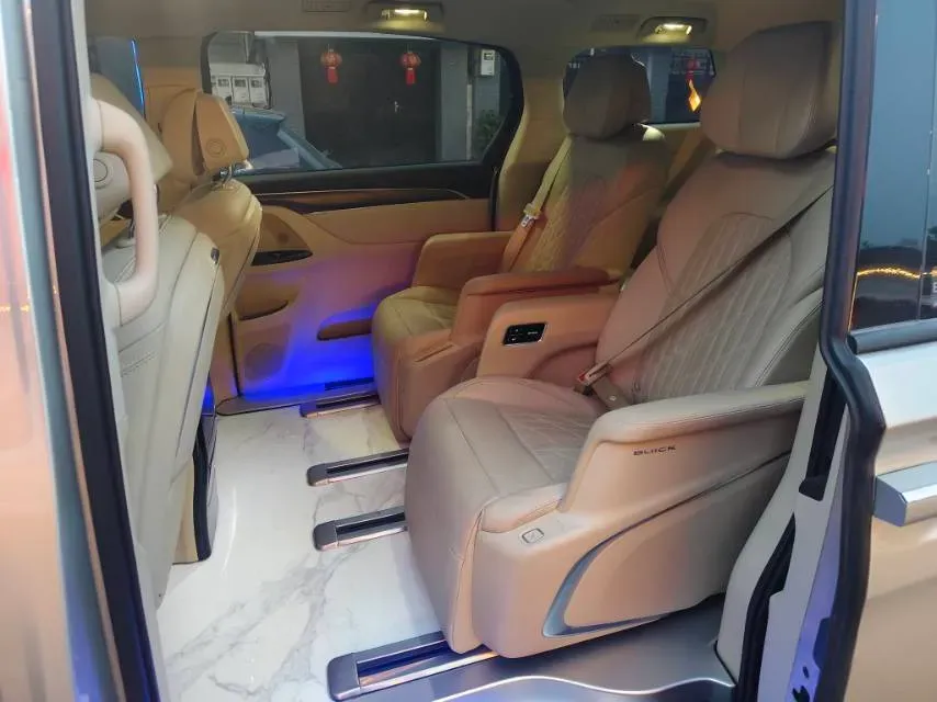 2022 Buick GL8 2.0T 237HP L4 9AT,autocango,china used car exporter,china ev exporter,chinese used car exporter,chinese used ev exporter