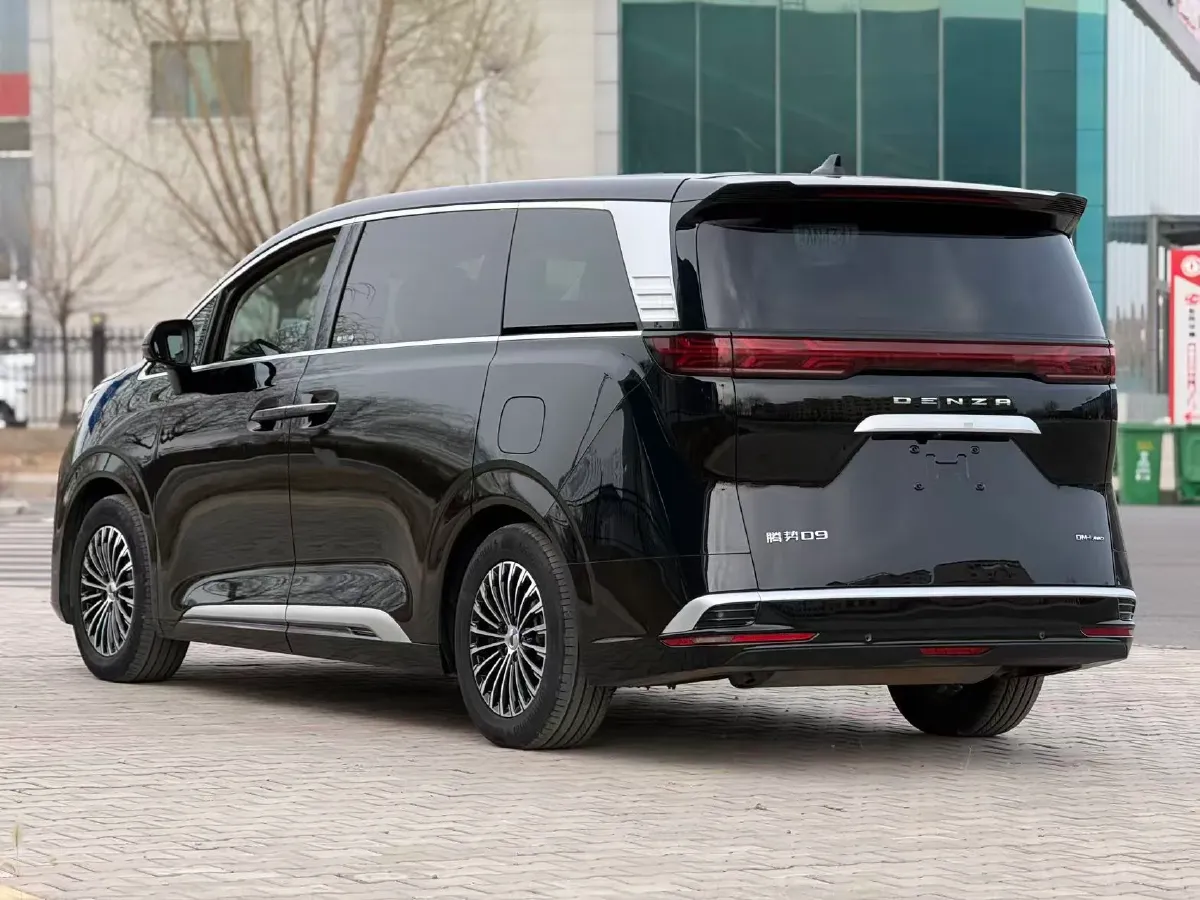 2022 Mercedes-Benz GLC Class 2.0T 197HP L4 9AT,autocango,china used car exporter,china ev exporter,chinese used car exporter,chinese used ev exporter