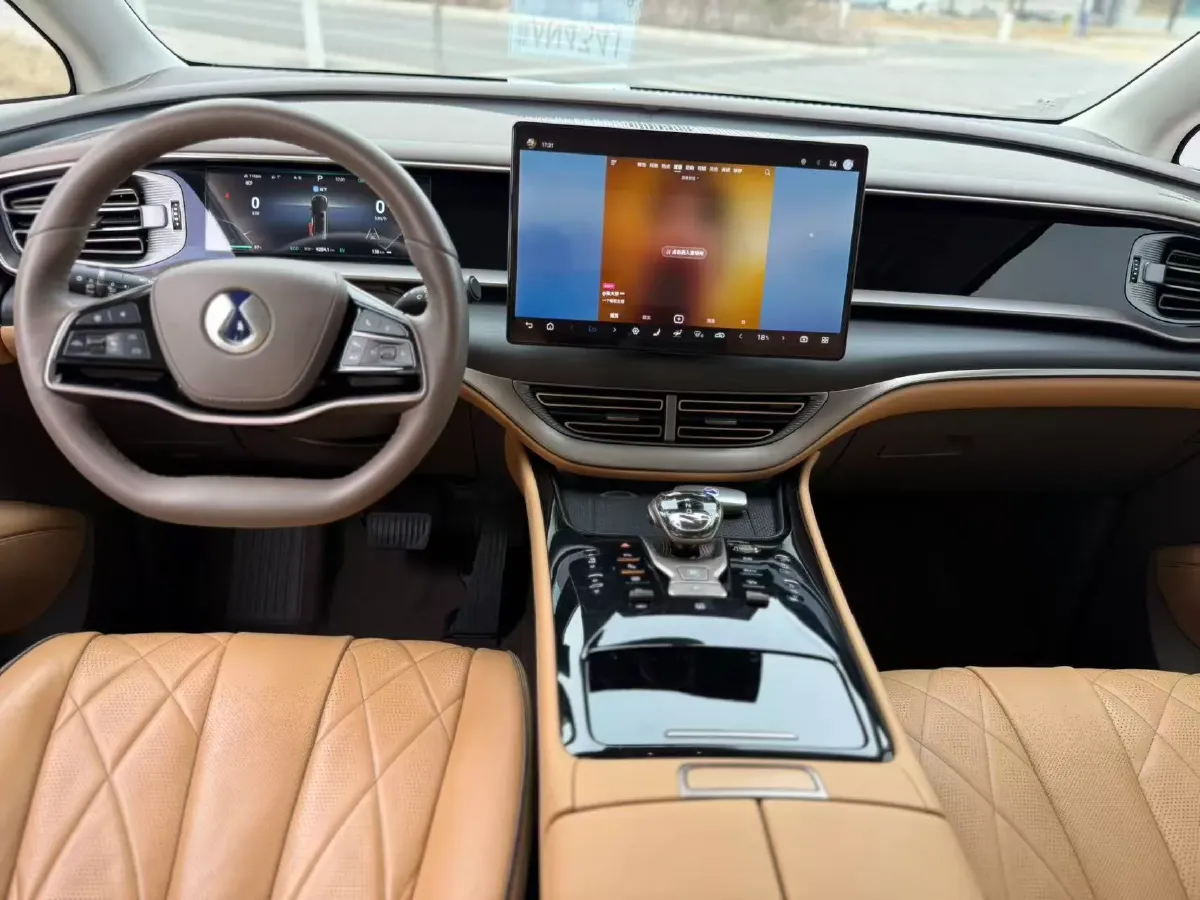 2022 Mercedes-Benz GLC Class 2.0T 197HP L4 9AT,autocango,china used car exporter,china ev exporter,chinese used car exporter,chinese used ev exporter