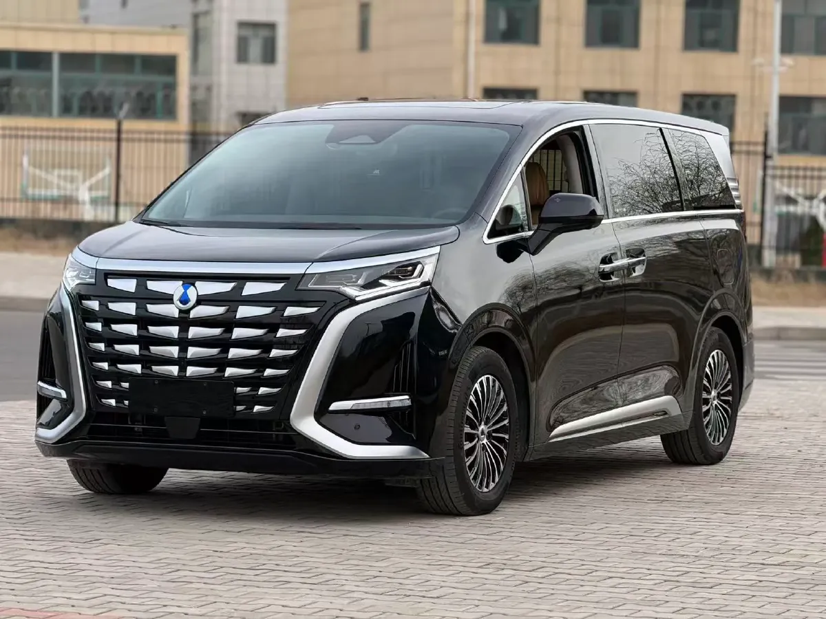 2022 Mercedes-Benz GLC Class 2.0T 197HP L4 9AT,autocango,china used car exporter,china ev exporter,chinese used car exporter,chinese used ev exporter