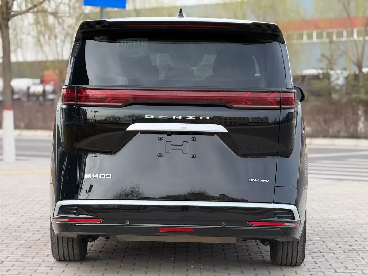 2022 Mercedes-Benz GLC Class 2.0T 197HP L4 9AT,autocango,china used car exporter,china ev exporter,chinese used car exporter,chinese used ev exporter