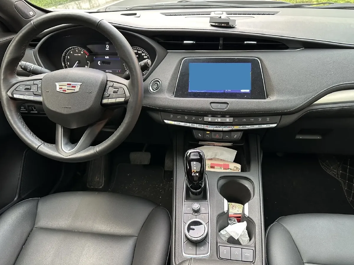 2022 Cadillac XT4 2.0T 237HP L4 9AT,autocango,china used car exporter,china ev exporter,chinese used car exporter,chinese used ev exporter