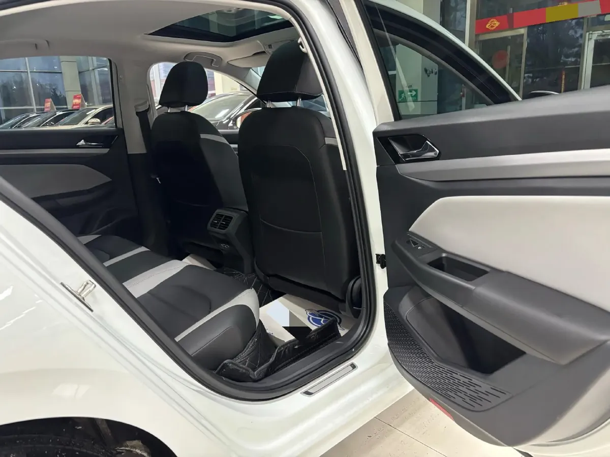 2023 Volkswagen Bora 1.5T 160HP L4 7DCT,autocango,china used car exporter,china ev exporter,chinese used car exporter,chinese used ev exporter