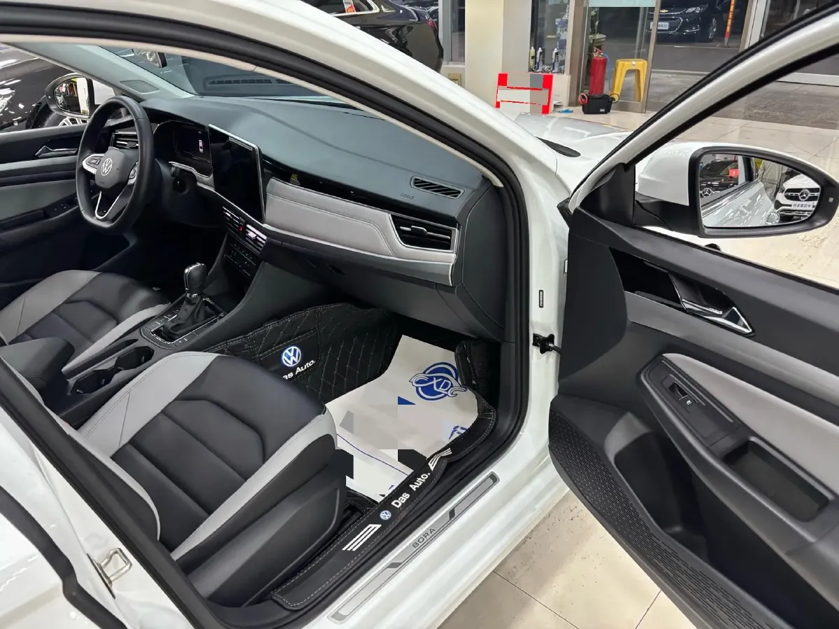 2023 Volkswagen Bora 1.5T 160HP L4 7DCT,autocango,china used car exporter,china ev exporter,chinese used car exporter,chinese used ev exporter