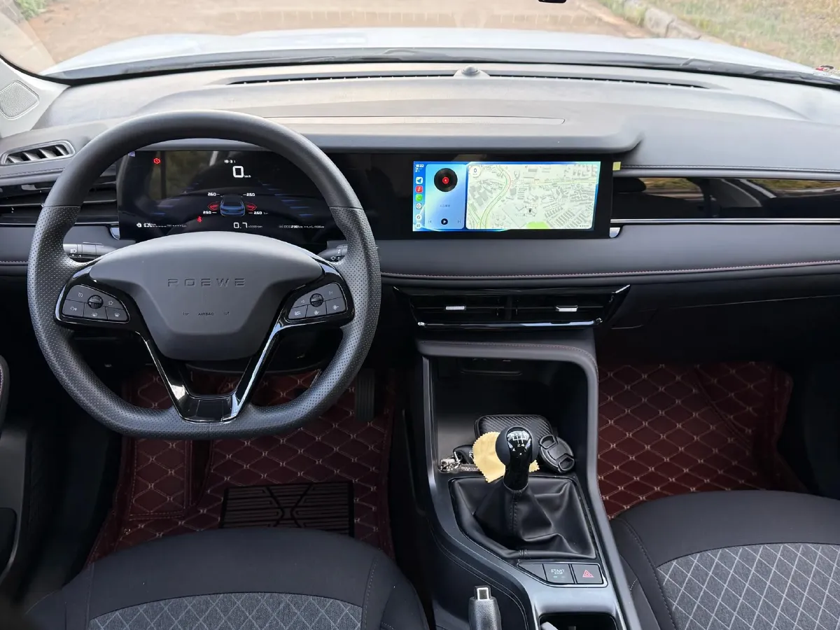 2026 Roewe i5 1.5L 129HP L4 5MT,autocango,china used car exporter,china ev exporter,chinese used car exporter,chinese used ev exporter