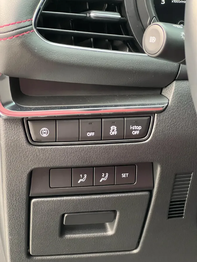 2023 Mazda 3 Axela 2.0L 158HP L4 6AT,autocango,china used car exporter,china ev exporter,chinese used car exporter,chinese used ev exporter