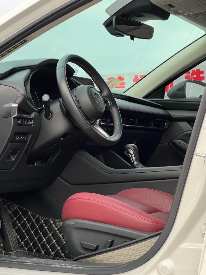 2023 Mazda 3 Axela 2.0L 158HP L4 6AT,autocango,china used car exporter,china ev exporter,chinese used car exporter,chinese used ev exporter