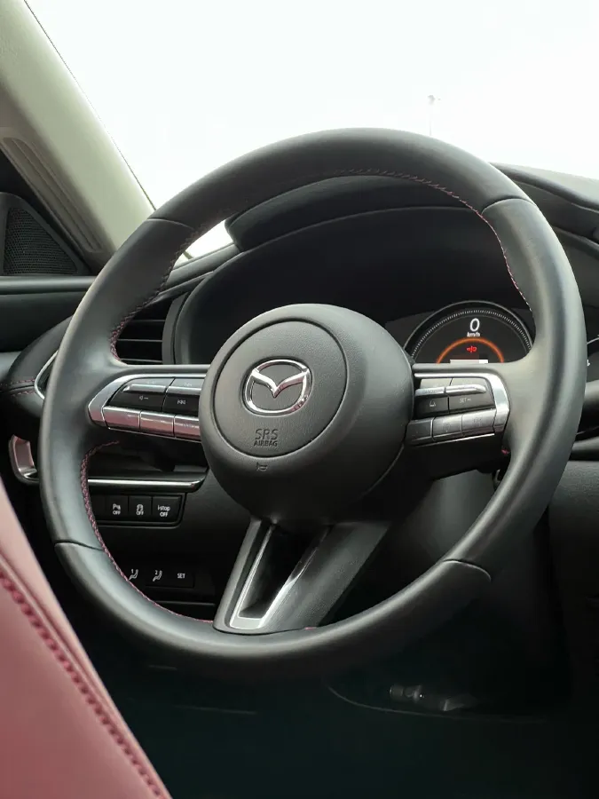 2023 Mazda 3 Axela 2.0L 158HP L4 6AT,autocango,china used car exporter,china ev exporter,chinese used car exporter,chinese used ev exporter