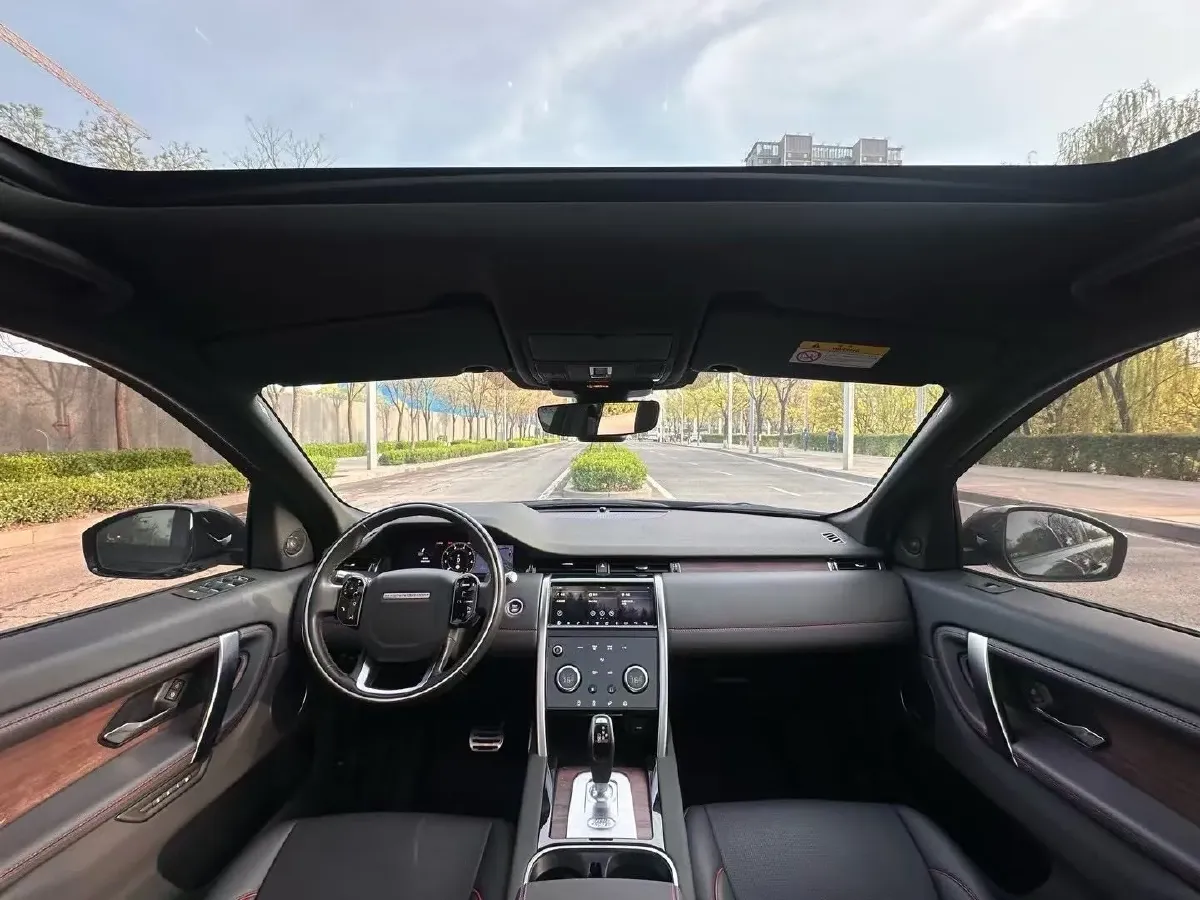 2020 Land Rover Discovery Sport 2.0T 249HP L4 9AT,autocango,china used car exporter,china ev exporter,chinese used car exporter,chinese used ev exporter