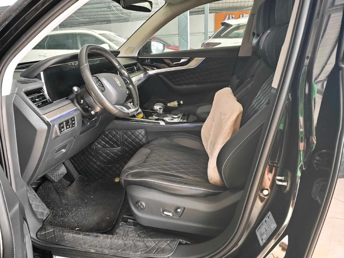 2022 HongQi HS5 2.0T 224HP L4 6AT,autocango,china used car exporter,china ev exporter,chinese used car exporter,chinese used ev exporter