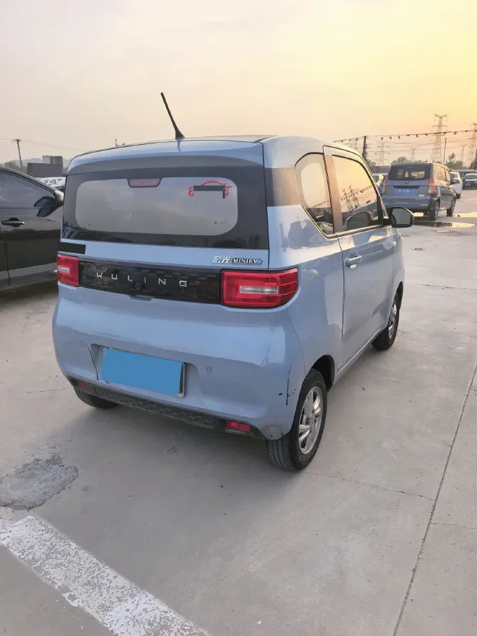 2020 WuLing HongGuang MINI EV BEV 9KWH,autocango,china used car exporter,china ev exporter,chinese used car exporter,chinese used ev exporter