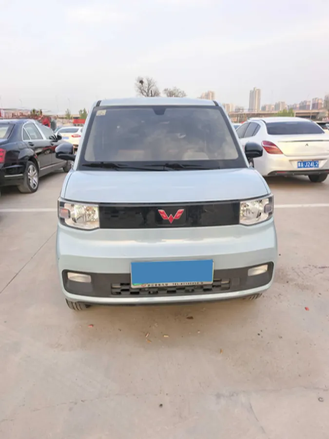 2020 WuLing HongGuang MINI EV BEV 9KWH,autocango,china used car exporter,china ev exporter,chinese used car exporter,chinese used ev exporter