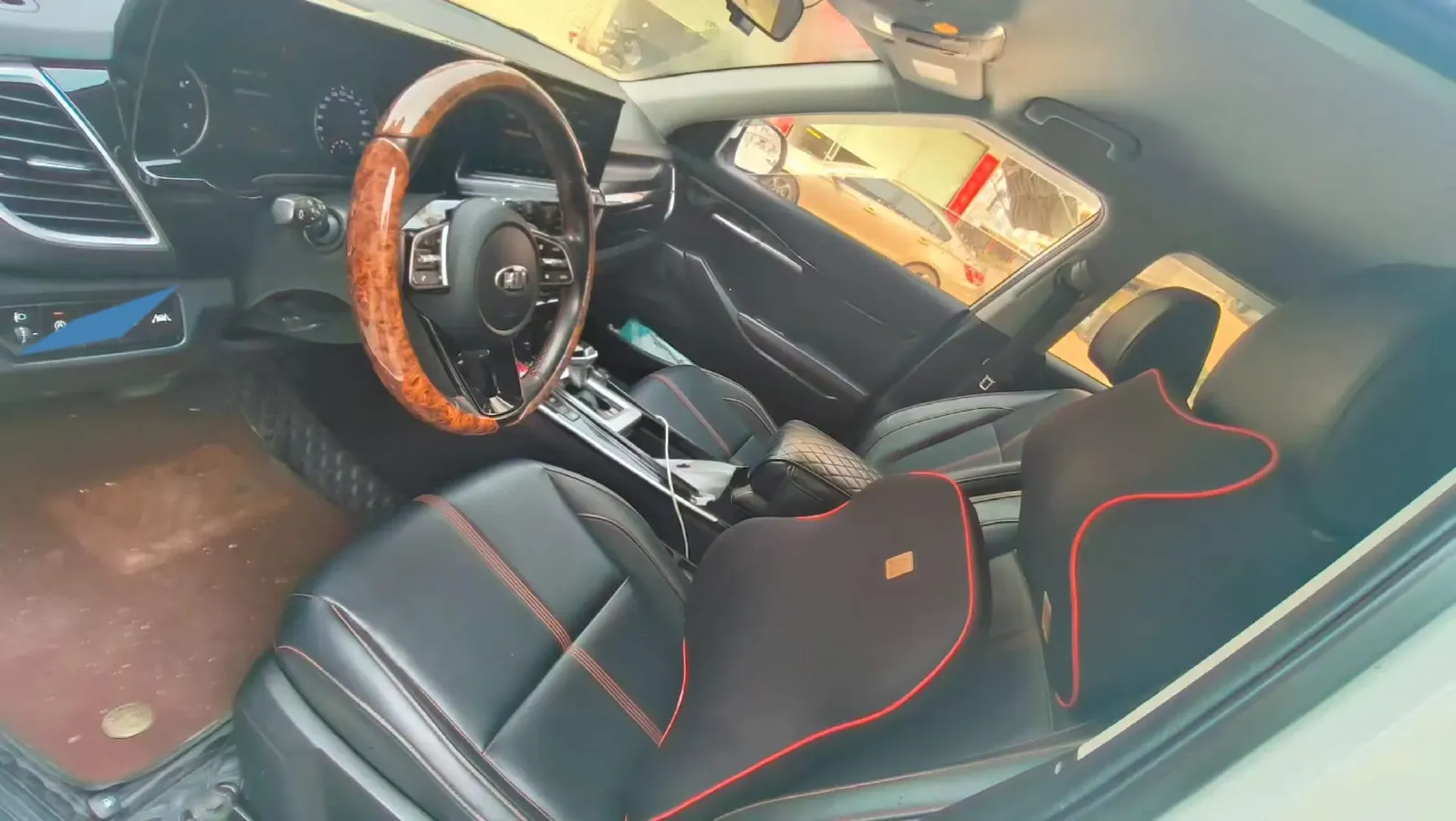 2020 Kia KX3 1.5L 115HP L4 CVT,autocango,china used car exporter,china ev exporter,chinese used car exporter,chinese used ev exporter