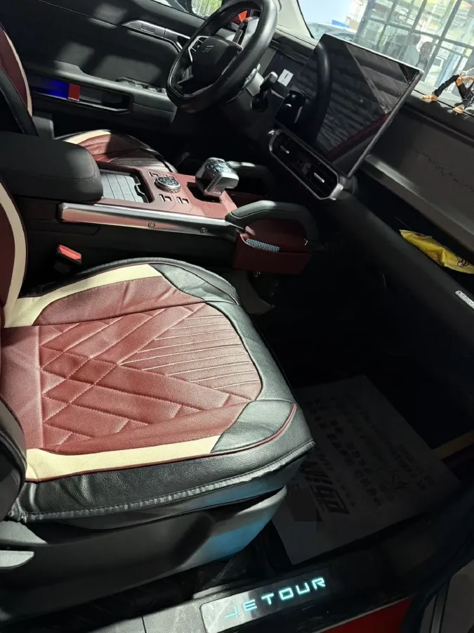 2023 Jetour Traveller 2.0T 254HP L4 7DCT,autocango,china used car exporter,china ev exporter,chinese used car exporter,chinese used ev exporter