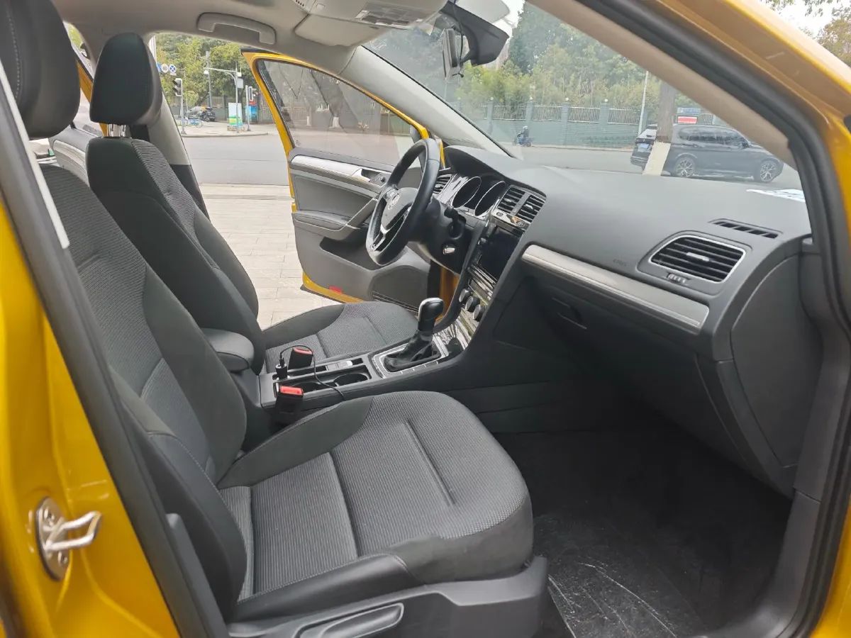 2019 Volkswagen Golf 1.4T 150HP L4 7DCT,autocango,china used car exporter,china ev exporter,chinese used car exporter,chinese used ev exporter