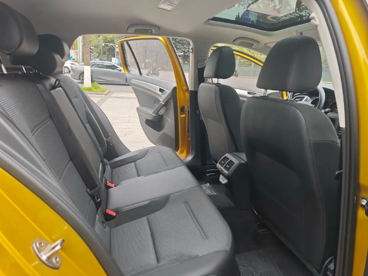 2019 Volkswagen Golf 1.4T 150HP L4 7DCT,autocango,china used car exporter,china ev exporter,chinese used car exporter,chinese used ev exporter