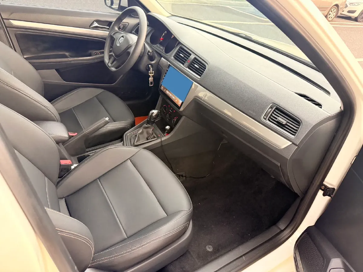 2017 Volkswagen Lavida 1.6L 110HP L4 6AT,autocango,china used car exporter,china ev exporter,chinese used car exporter,chinese used ev exporter