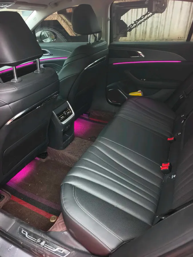 2023 HongQi H5 2.0T 224HP L4 8AT,autocango,china used car exporter,china ev exporter,chinese used car exporter,chinese used ev exporter