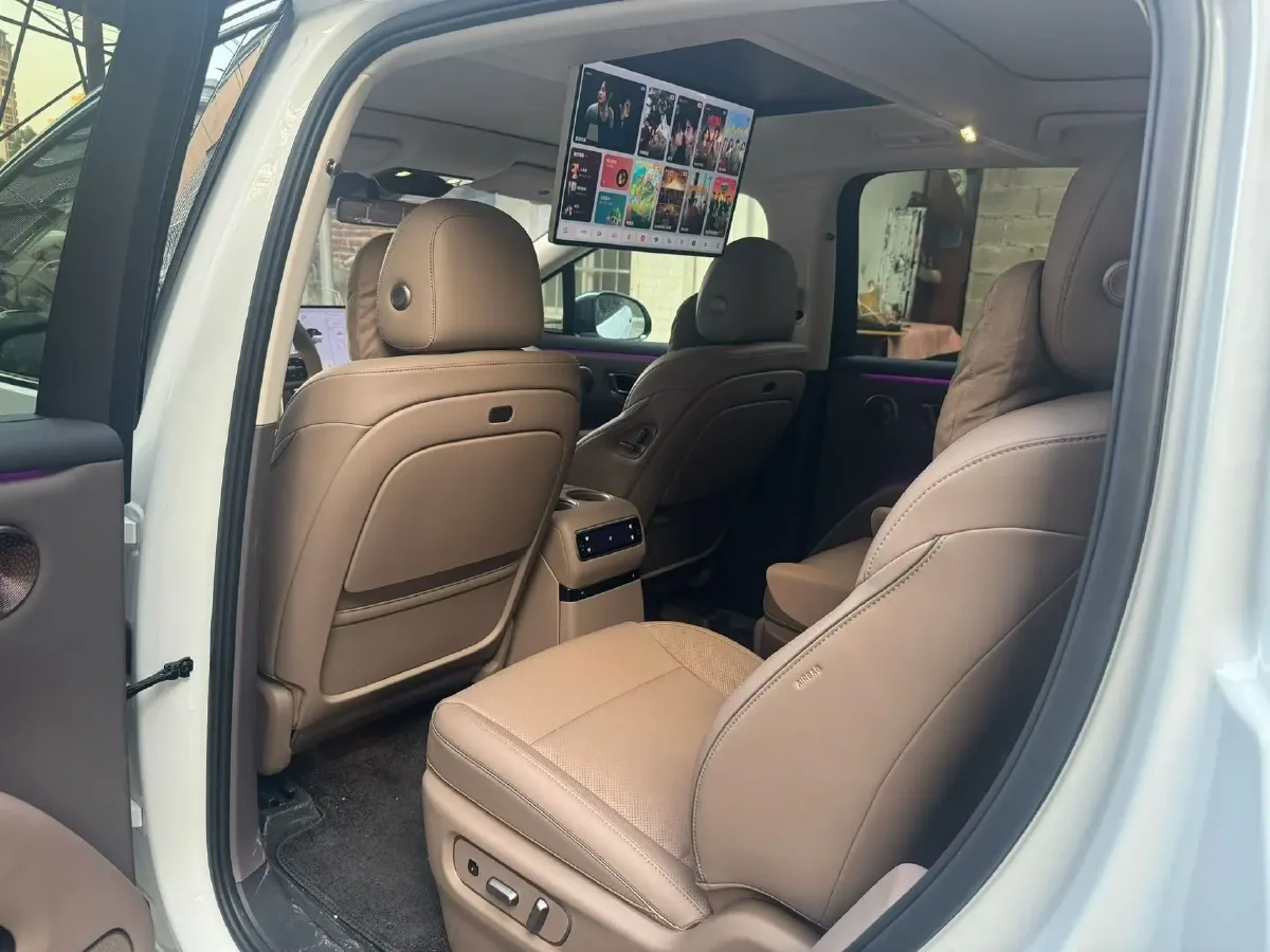 2025 Li i8 BEV,autocango,china used car exporter,china ev exporter,chinese used car exporter,chinese used ev exporter