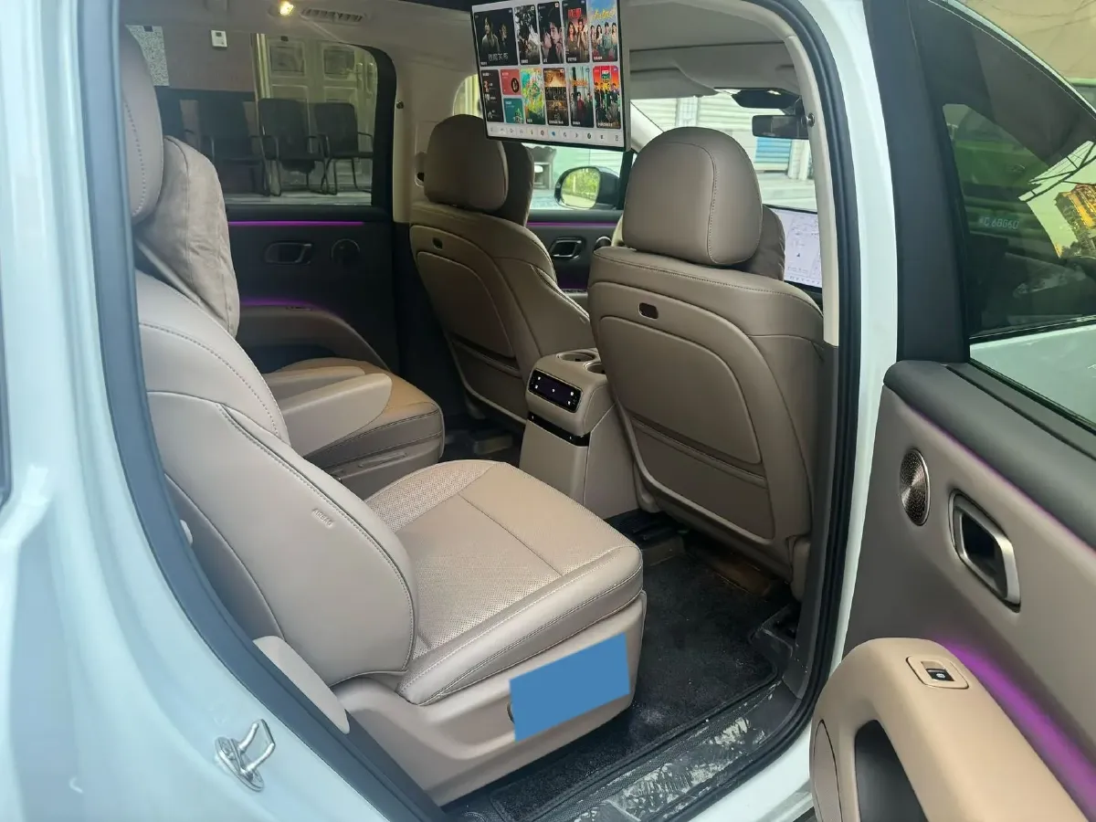 2025 Li i8 BEV,autocango,china used car exporter,china ev exporter,chinese used car exporter,chinese used ev exporter