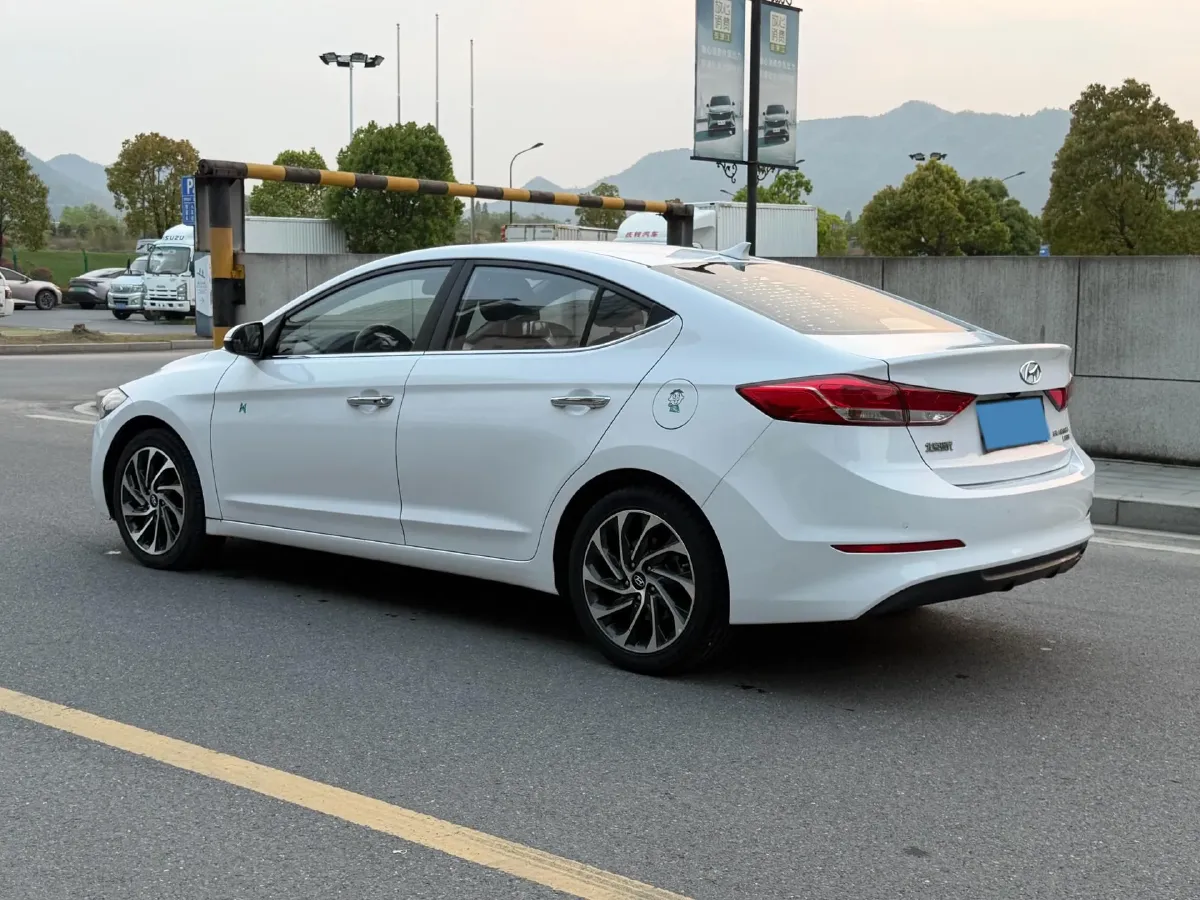 2019 Hyundai Elantra 1.4T 130HP L4 7DCT,autocango,china used car exporter,china ev exporter,chinese used car exporter,chinese used ev exporter