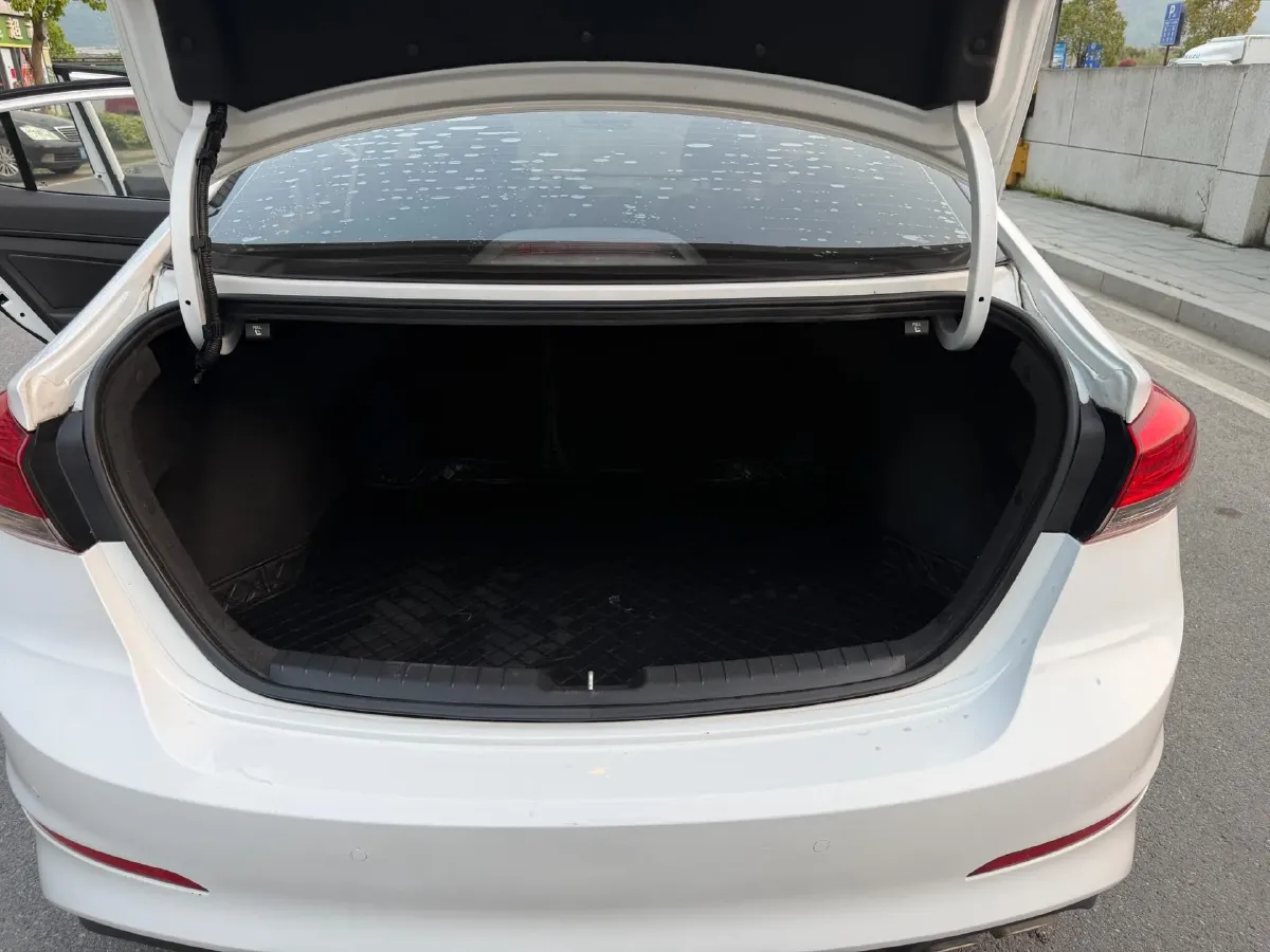 2019 Hyundai Elantra 1.4T 130HP L4 7DCT,autocango,china used car exporter,china ev exporter,chinese used car exporter,chinese used ev exporter