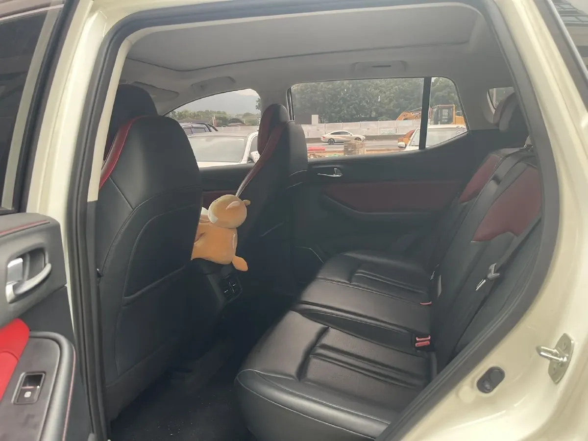 2019 Geely JiaJi 1.5T 177HP L3 7DCT,autocango,china used car exporter,china ev exporter,chinese used car exporter,chinese used ev exporter