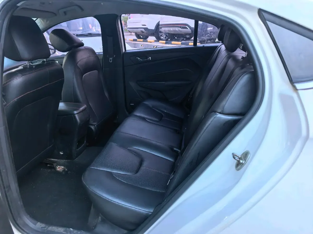 2018 Chery Arrizo 5 1.5L 116HP L4 5MT,autocango,china used car exporter,china ev exporter,chinese used car exporter,chinese used ev exporter