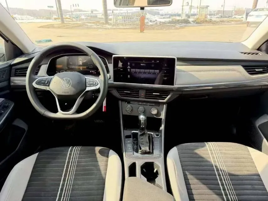 2023 Volkswagen Bora 1.2T 116HP L4 7DCT,autocango,china used car exporter,china ev exporter,chinese used car exporter,chinese used ev exporter