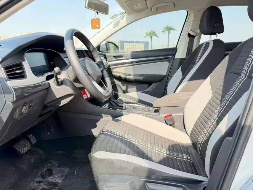 2023 Volkswagen Bora 1.2T 116HP L4 7DCT,autocango,china used car exporter,china ev exporter,chinese used car exporter,chinese used ev exporter