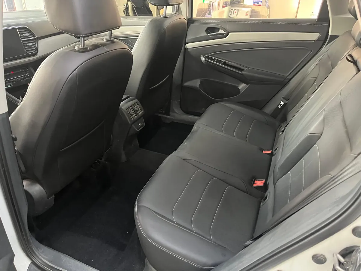 2022 Jetta VS7 1.4T 150HP L4 6AT,autocango,china used car exporter,china ev exporter,chinese used car exporter,chinese used ev exporter