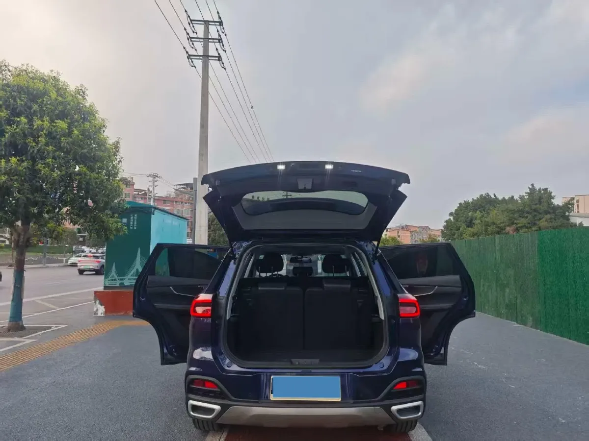 2022 Chery Tiggo 8 1.5T 156HP L4 6MT,autocango,china used car exporter,china ev exporter,chinese used car exporter,chinese used ev exporter