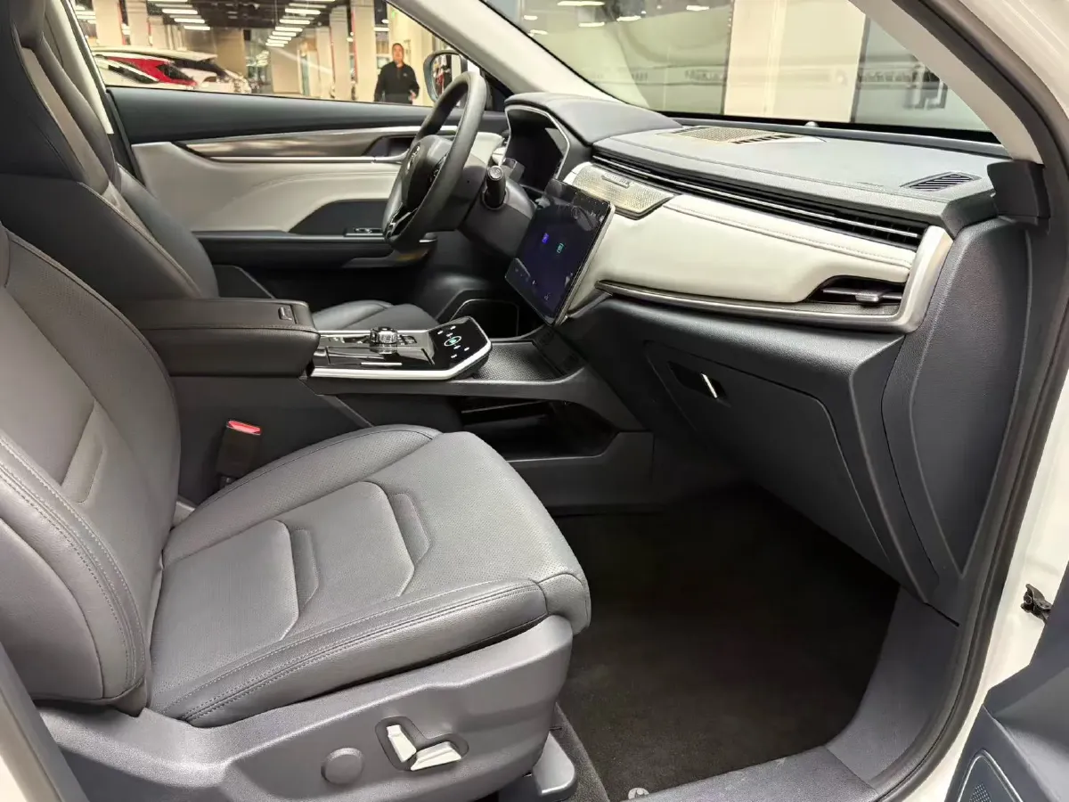 2019 Weltmeister EX5 BEV 69KWH,autocango,china used car exporter,china ev exporter,chinese used car exporter,chinese used ev exporter