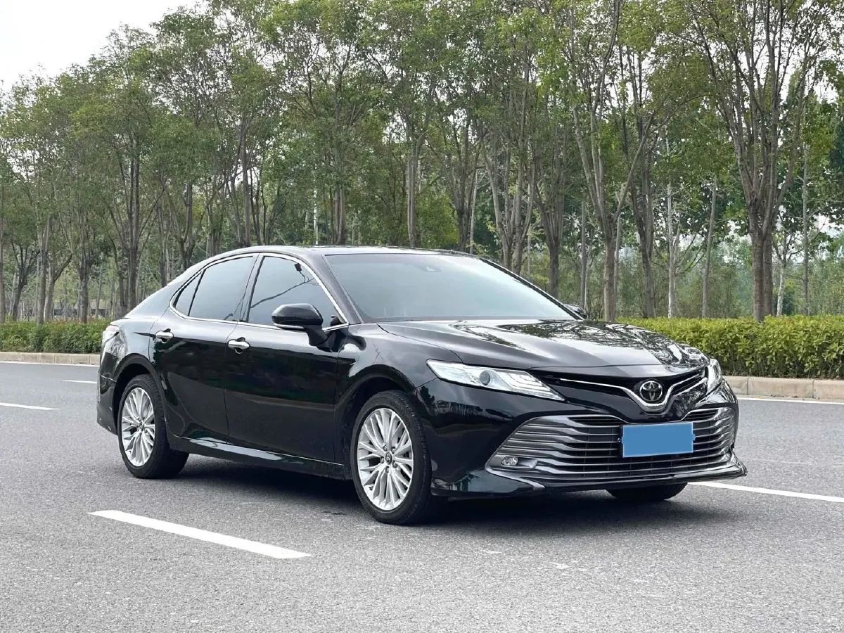 2019 Toyota Camry 2.5L 209HP L4 8AT,autocango,china used car exporter,china ev exporter,chinese used car exporter,chinese used ev exporter