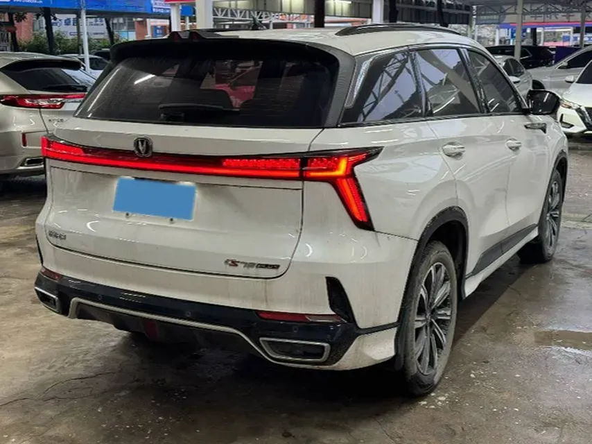 2023 ChangAn CS75 Plus 1.5T 188HP L4 8AT,autocango,china used car exporter,china ev exporter,chinese used car exporter,chinese used ev exporter