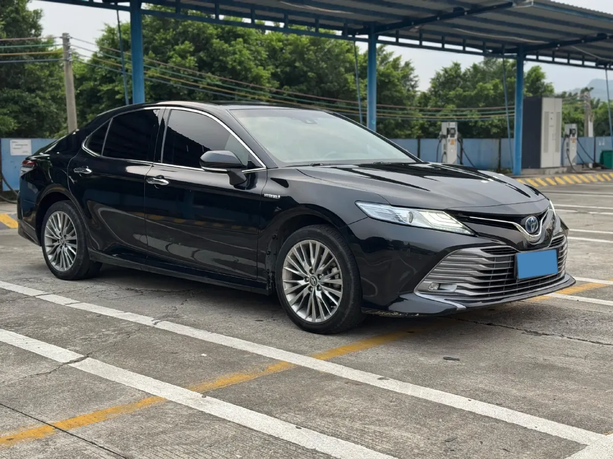 2019 Toyota Camry 2.5L 178HP L4 E-CVT Hybrid,autocango,china used car exporter,china ev exporter,chinese used car exporter,chinese used ev exporter