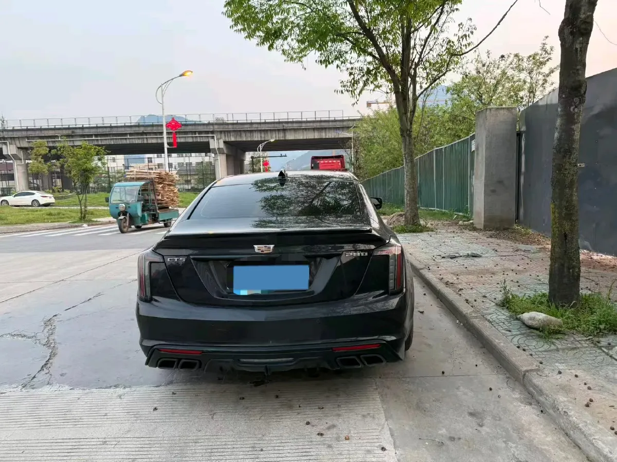 2025 Cadillac CT5 2.0T 237HP L4 10AT,autocango,china used car exporter,china ev exporter,chinese used car exporter,chinese used ev exporter