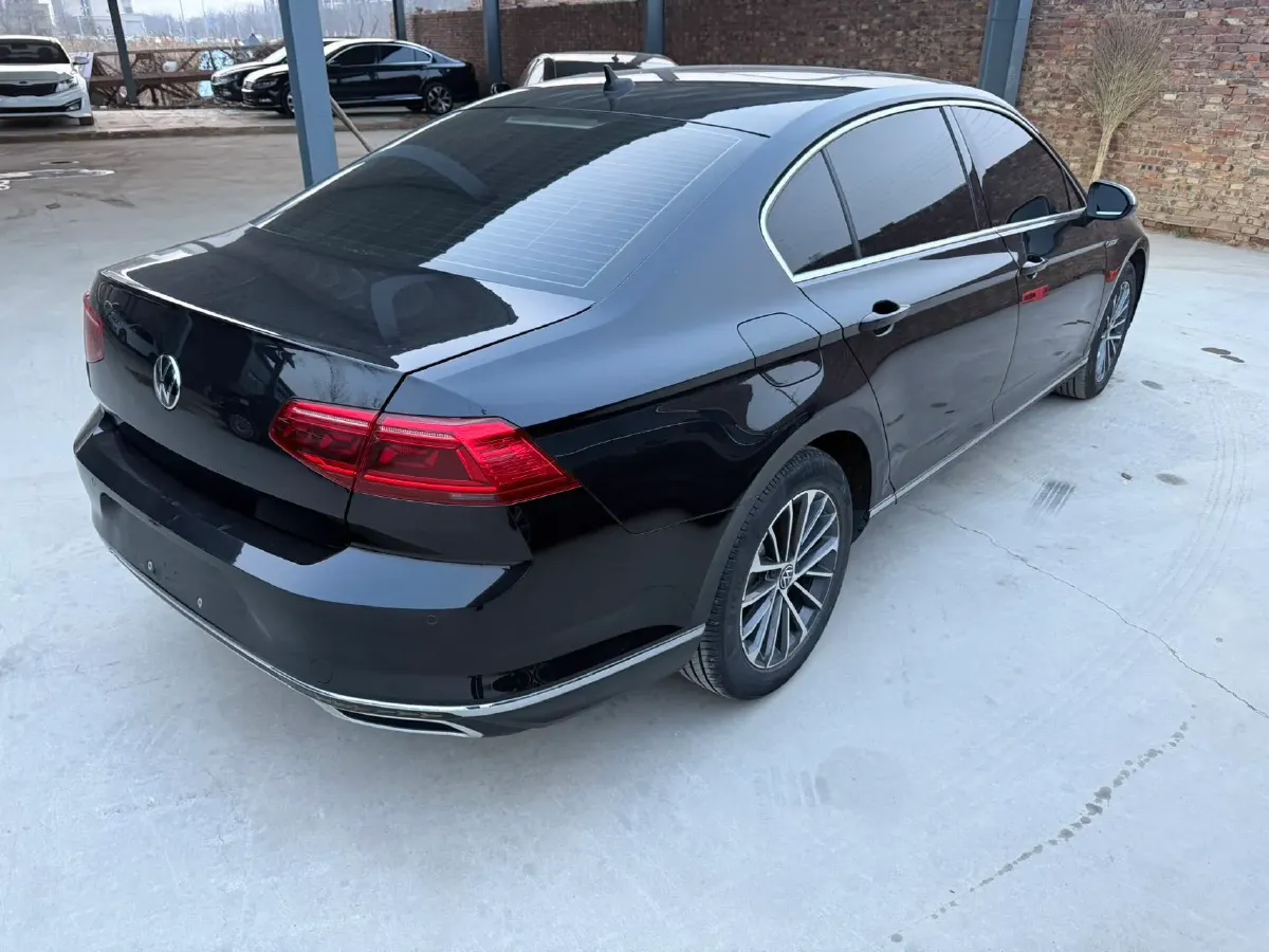 2020 Volkswagen Magotan 2.0T 186HP L4 7DCT,autocango,china used car exporter,china ev exporter,chinese used car exporter,chinese used ev exporter