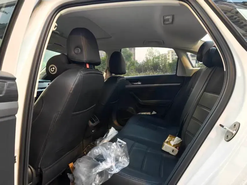 2022 Volkswagen Sagitar 1.2T 116HP L4 7DCT,autocango,china used car exporter,china ev exporter,chinese used car exporter,chinese used ev exporter