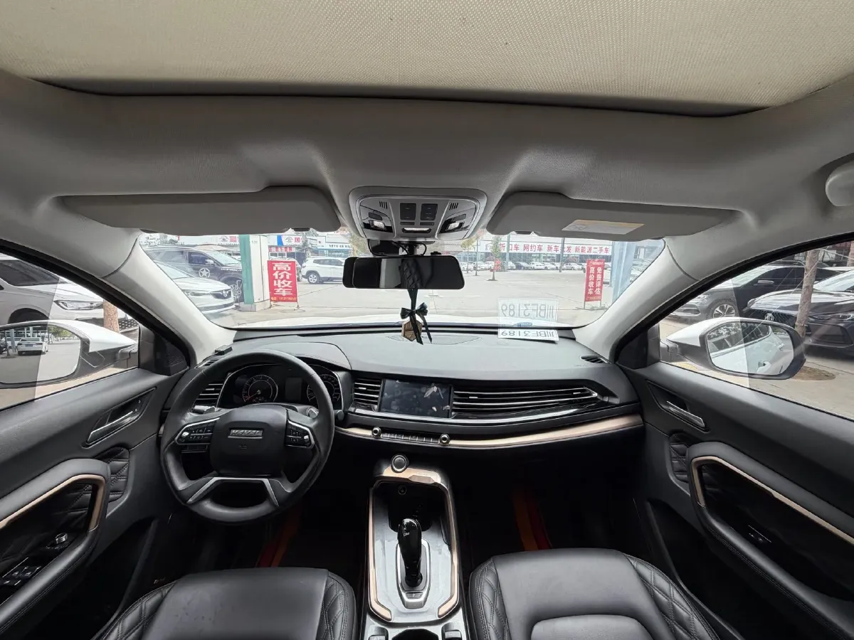 2020 Haval H6 1.5T 169HP L4 7DCT,autocango,china used car exporter,china ev exporter,chinese used car exporter,chinese used ev exporter