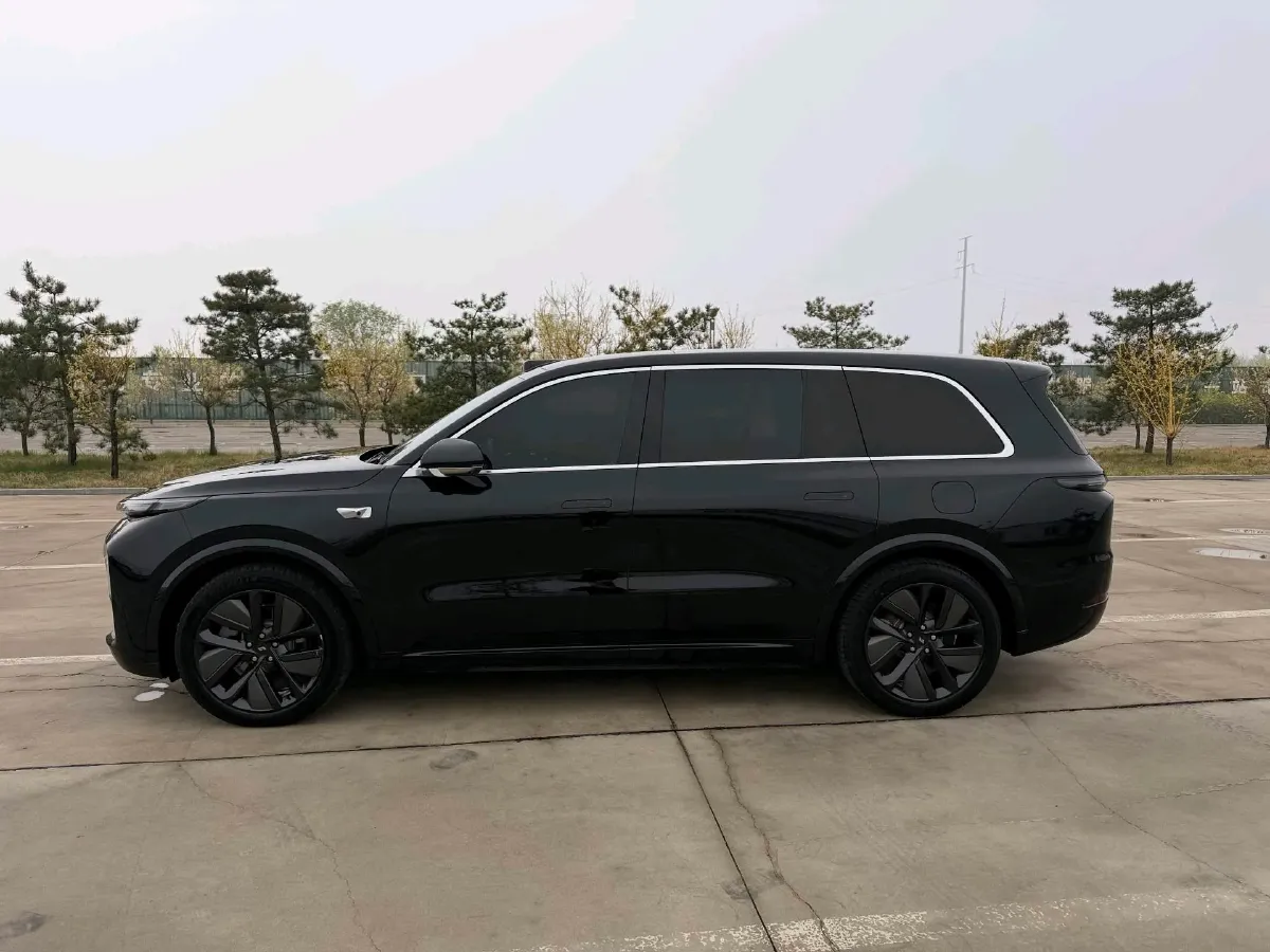 2022 Li L9 Range Extended 154HP REEV 42.6KWH,autocango,china used car exporter,china ev exporter,chinese used car exporter,chinese used ev exporter