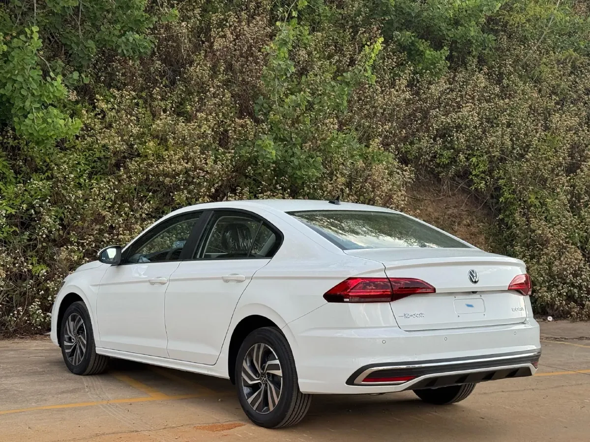 2026 Volkswagen Bora 1.2T 116HP L4 7DCT,autocango,china used car exporter,china ev exporter,chinese used car exporter,chinese used ev exporter