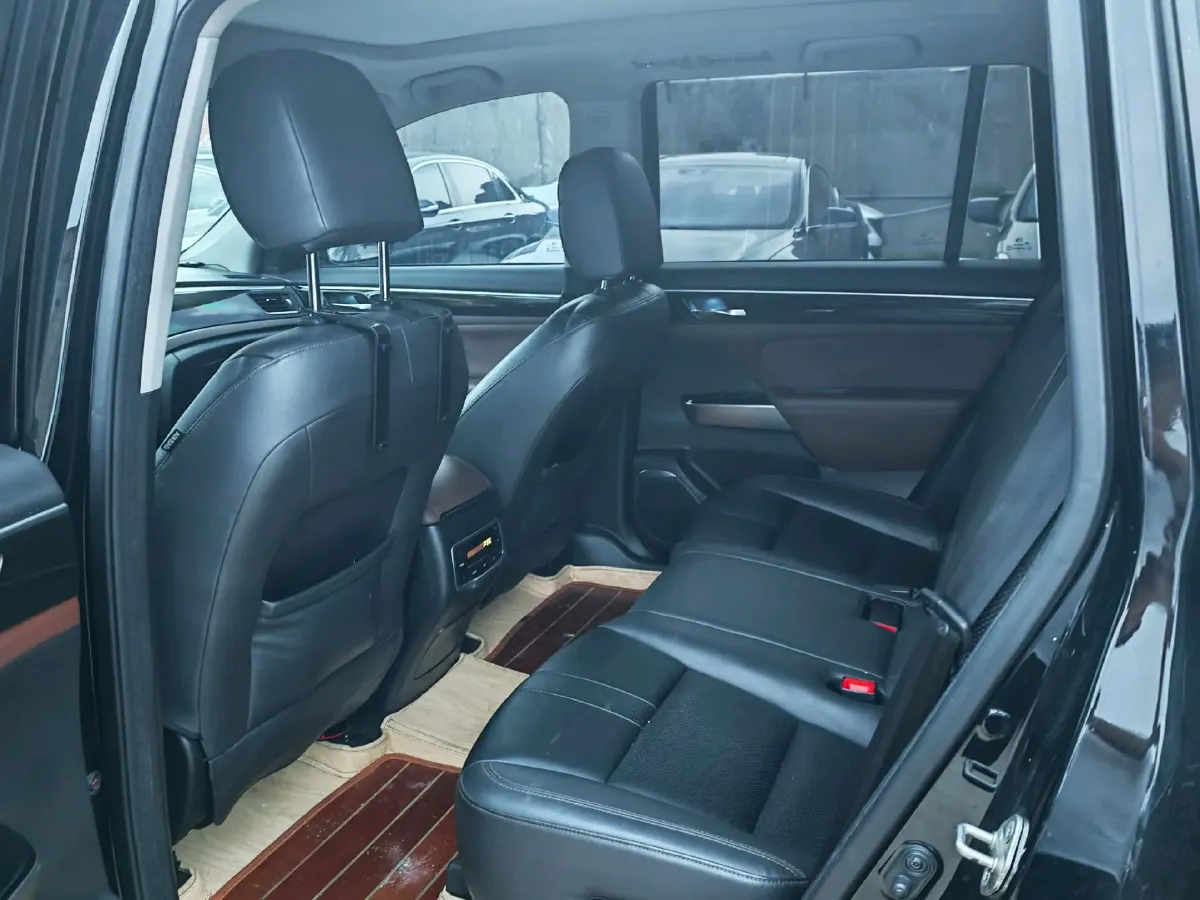 2019 GAC Trumpchi GS8 2.0T 252HP L4 6AT,autocango,china used car exporter,china ev exporter,chinese used car exporter,chinese used ev exporter