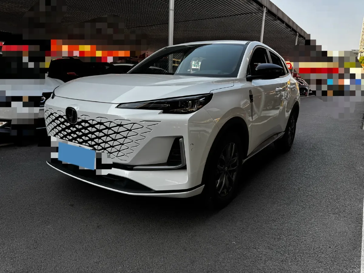 2023 ChangAn CS55 Plus 1.5T 188HP L4 7DCT,autocango,china used car exporter,china ev exporter,chinese used car exporter,chinese used ev exporter