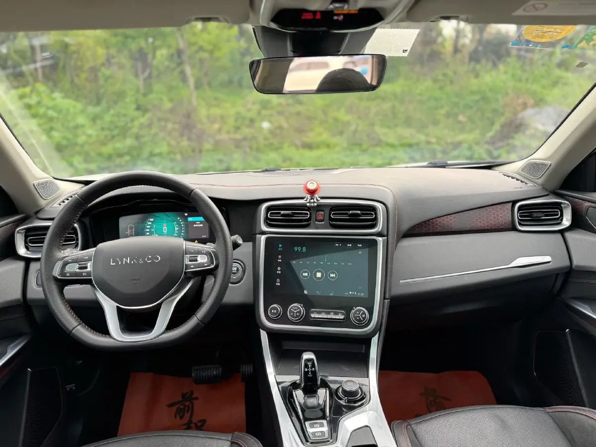 2019 LYNK&CO 01 2.0T 190HP L4 7DCT,autocango,china used car exporter,china ev exporter,chinese used car exporter,chinese used ev exporter