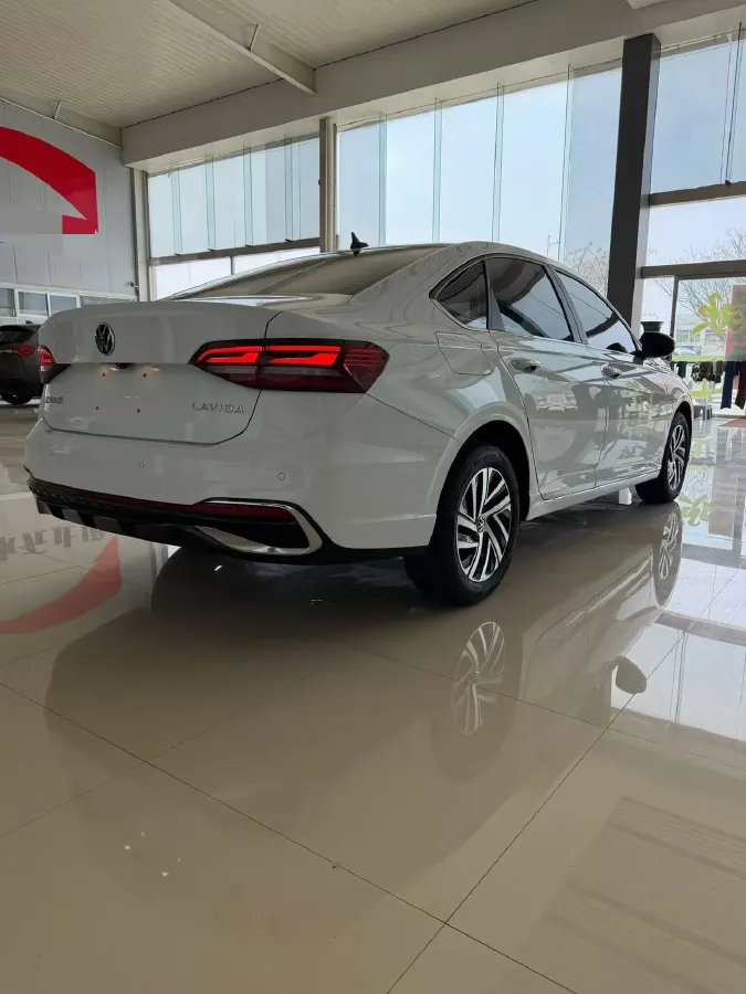 2024 Volkswagen Lavida 1.5L 110HP L4 6AT,autocango,china used car exporter,china ev exporter,chinese used car exporter,chinese used ev exporter