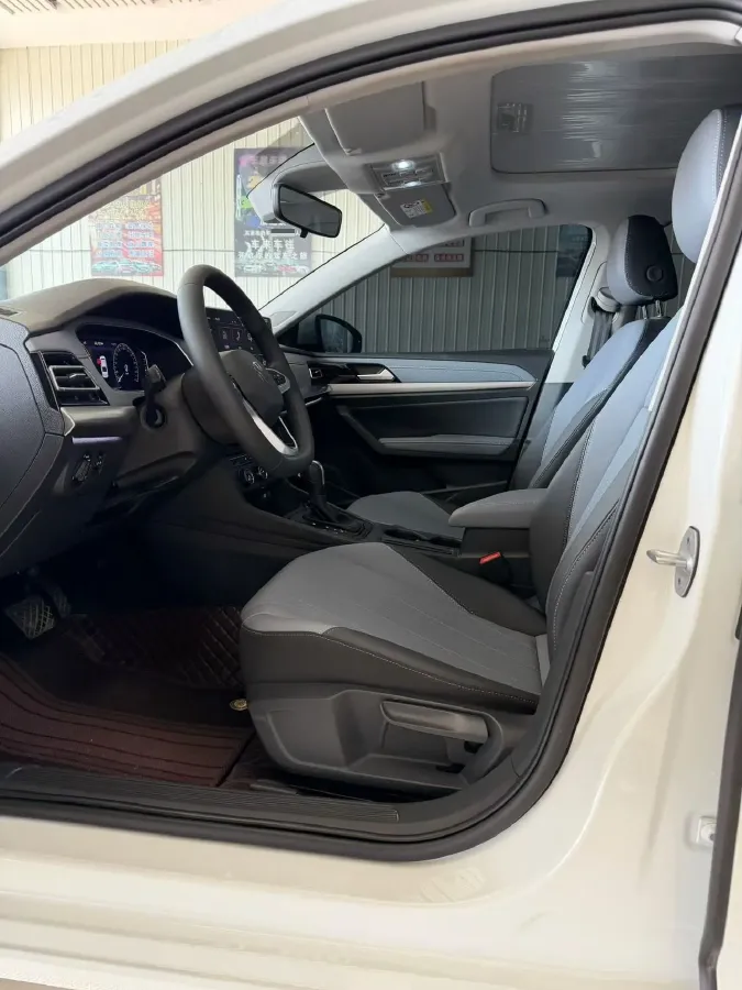 2024 Volkswagen Lavida 1.5L 110HP L4 6AT,autocango,china used car exporter,china ev exporter,chinese used car exporter,chinese used ev exporter