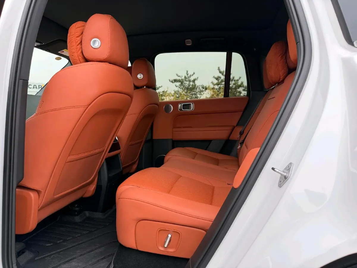 2024 Li L6 Range Extended 154HP L4 REEV 36.8KWH,autocango,china used car exporter,china ev exporter,chinese used car exporter,chinese used ev exporter