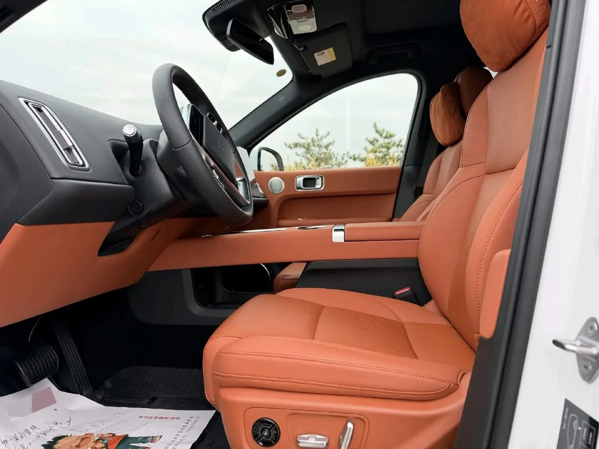 2024 Li L6 Range Extended 154HP L4 REEV 36.8KWH,autocango,china used car exporter,china ev exporter,chinese used car exporter,chinese used ev exporter